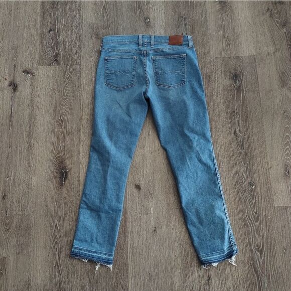 Lucky Brand Charlotte Rail Distressed Ankle Jeans  Size 6/28 - Picture 5 of 7